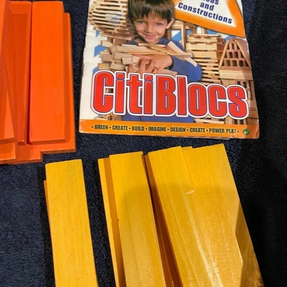 CitiBlocs 50 Pieces Wooden Pine Building Blocks Toys R Us Pink, Red, Yellow +